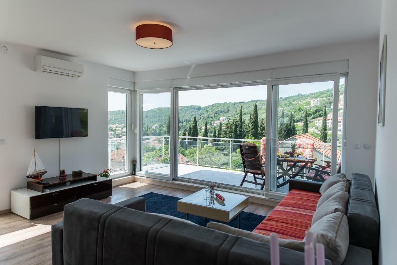 De Luxe Apartment Mediteran 2**** ซาตอน ภายนอก รูปภาพ