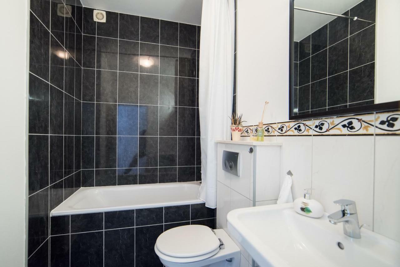 De Luxe Apartment Mediteran 2**** ซาตอน ภายนอก รูปภาพ